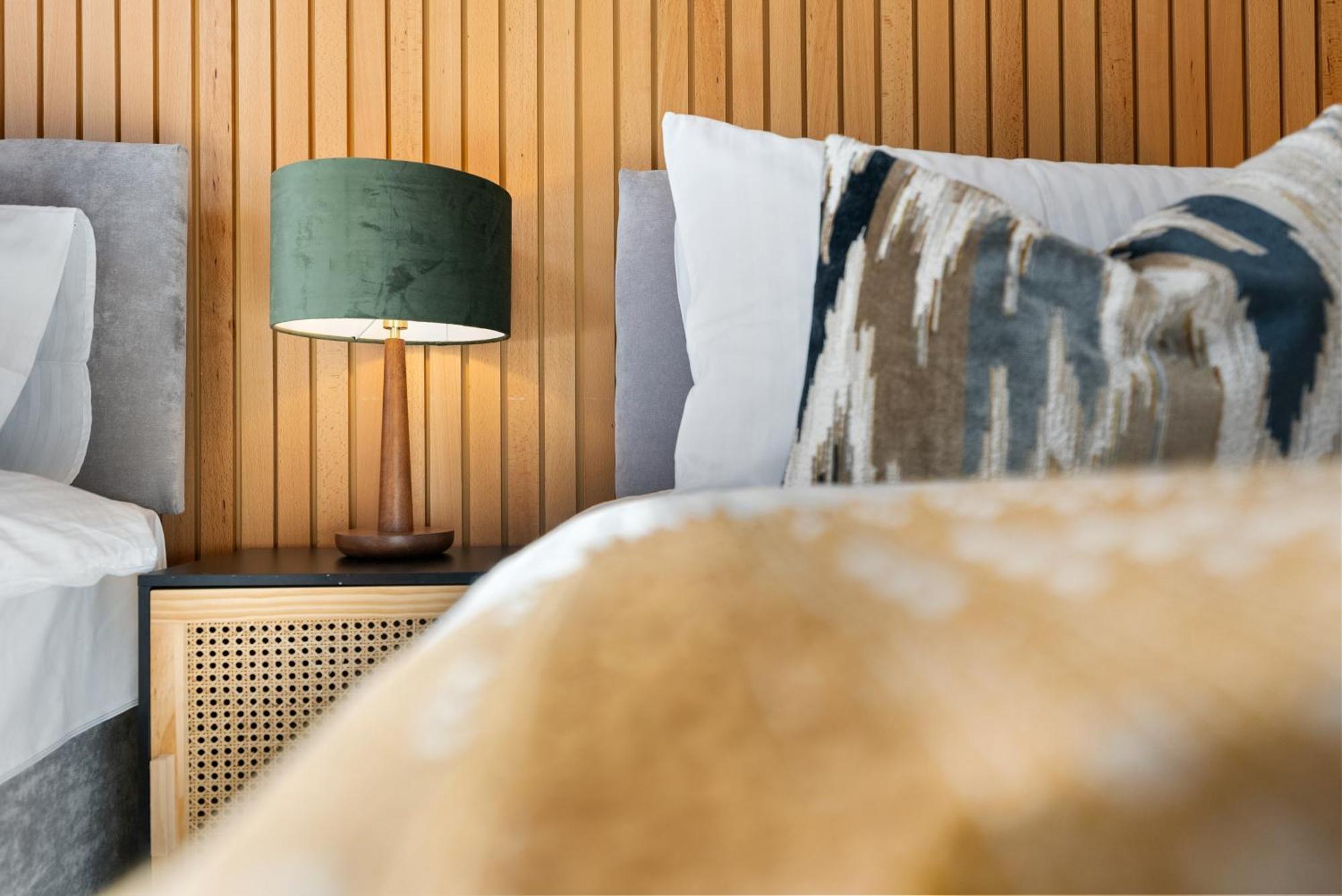4-Bedroom Stunning Luxe, Spacious & Stylish Design House Bolton, Sleeps 11, With Parking Central Bolton, Links To Manchester, Pet-Friendly, Best For Groups! Work Contractors And Summer Special Offer! - By Blue Puffin Stays Farnworth Exterior foto
